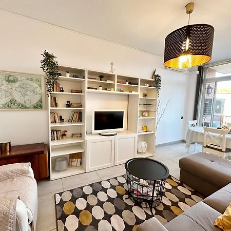 Apartment Sagrera Barcelona Exteriör bild